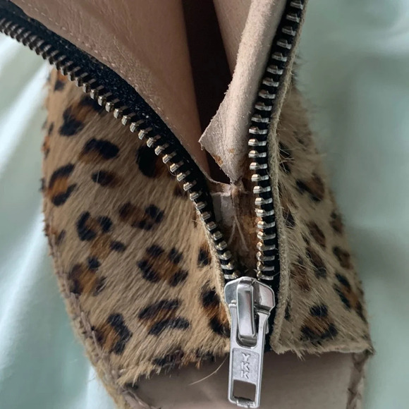 Gaimo karim leather calf hair leopard print wedges. Bohemian style size 8/38euro - Picture 5 of 11